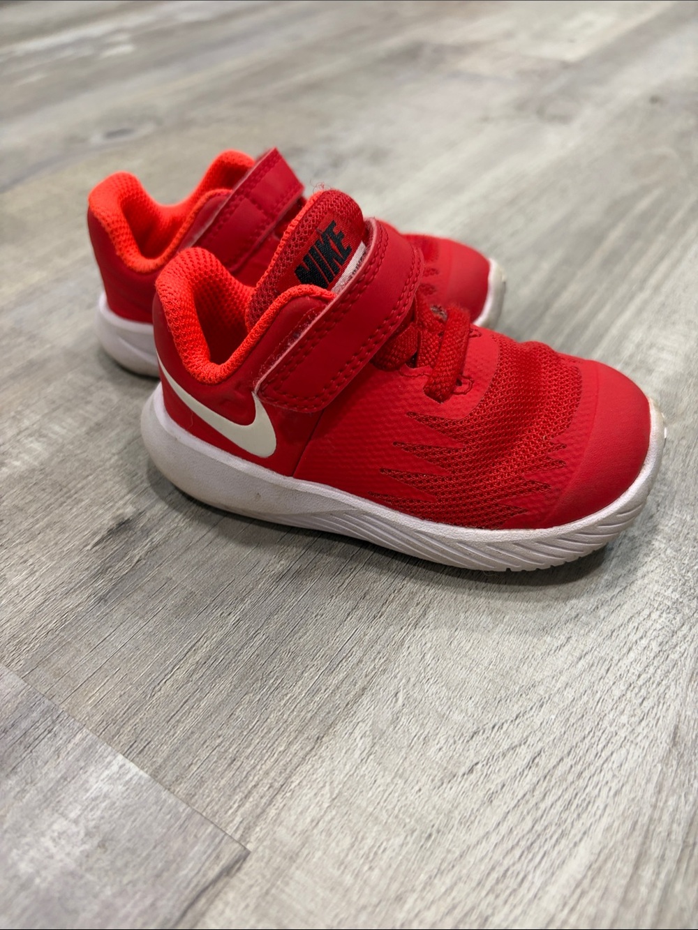 Nike Kids Red Hook-and-Loop Athletic Sneakers